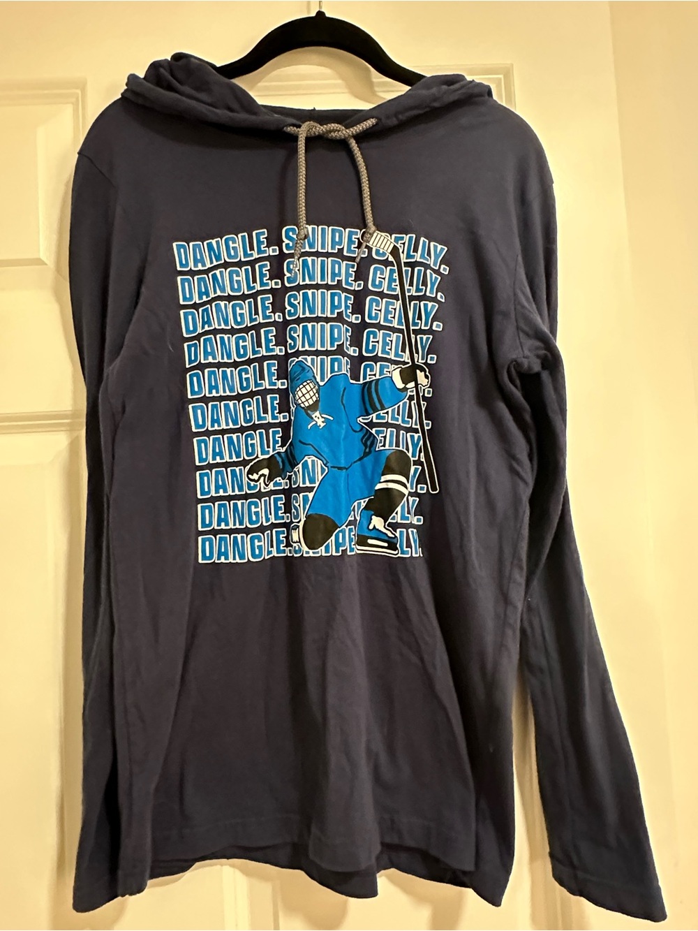 Gildan Hockey Navy T Shirt Hoodie with Blue & White Dangle.Snipe.Celly